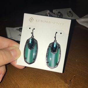 Kendra Scott Emmys